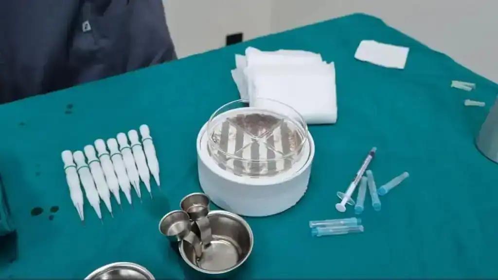 ปลูกผม FUE DHI ต่างกันอย่างไร