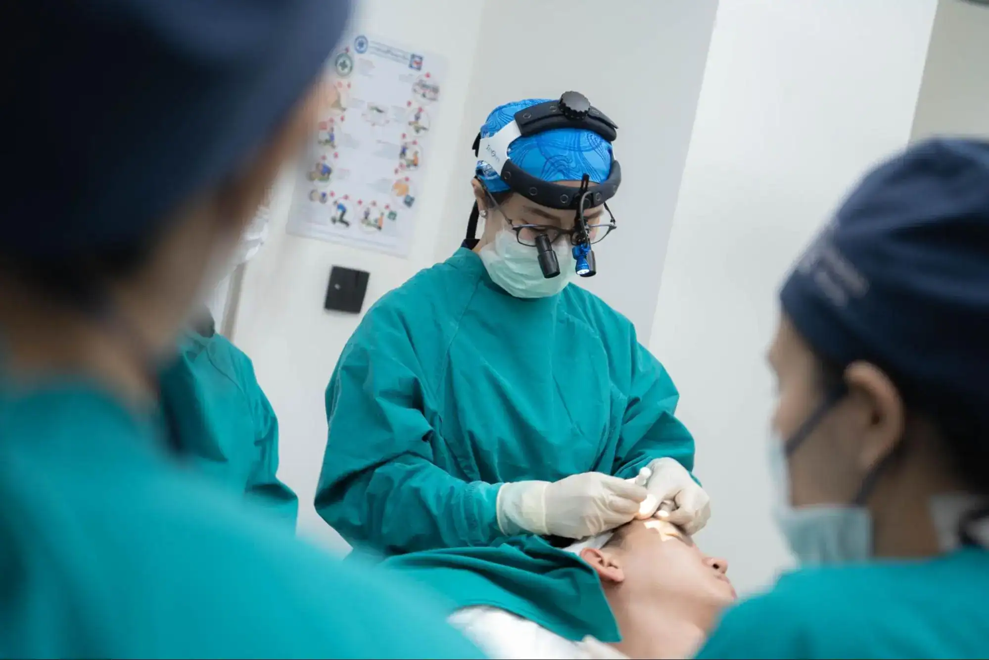 ขั้นตอนการปลูกผม DHI