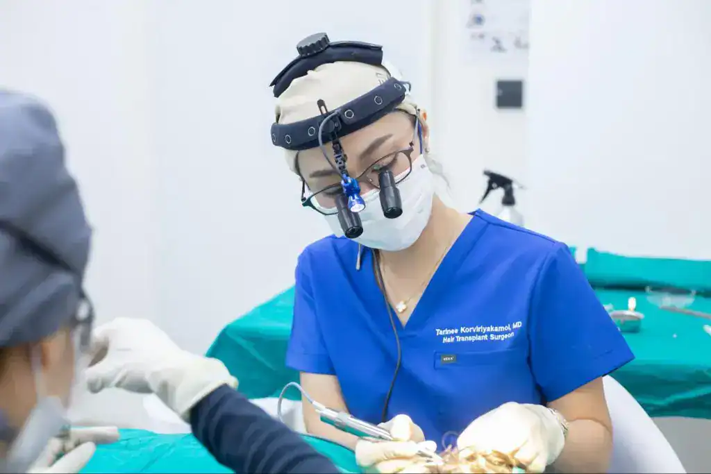 พญ.ธาริณี ก่อวิริยกมล